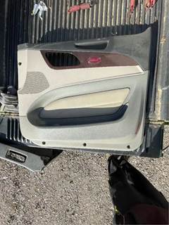 Peterbilt 579 Rear Door Assembly