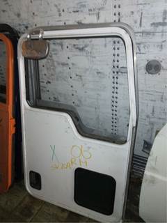 Kenworth T800 Right Door