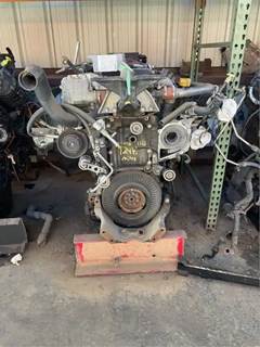 Detroit DD13 Engine - 525 HP