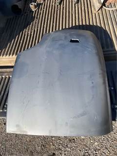 Peterbilt 367 Fender Extension for a 2007 Peterbilt 357