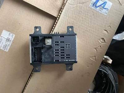 Paccar P27-6230-0201 Fuse Box, In New Condition