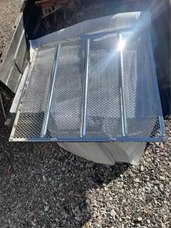 Peterbilt 357 Grille