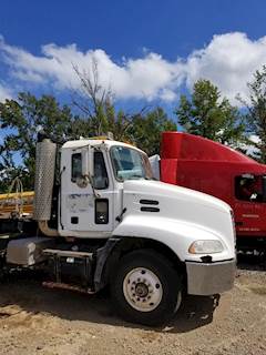 Mack Vision CX613 Hood for a 2004 Mack CX613 Vision