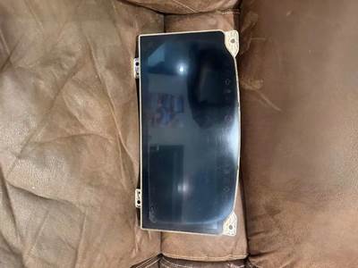 Peterbilt 579 Instrument Panel Cluster