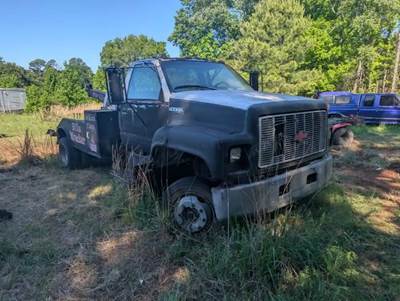 Chevrolet C60 Kodiak Salvage Truck