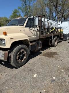 Chevrolet C70 Kodiak Salvage Truck