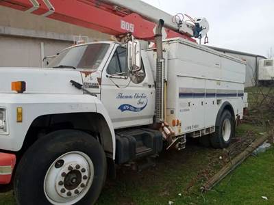 Ford F-800 Salvage Truck