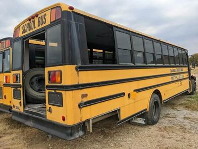 Freightliner B2 Salvage Truck