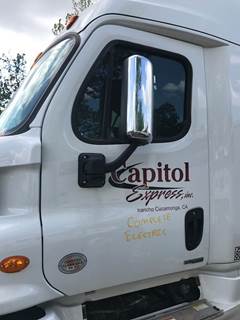 Freightliner Cascadia 125 Salvage Truck