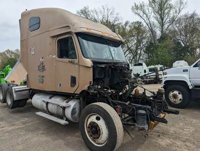 Freightliner Century Class 120 Salvage Truck