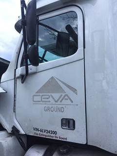 Freightliner Columbia 120 Salvage Truck