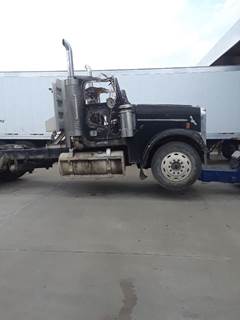 Freightliner FLD120SD Salvage Truck