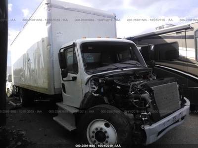 Freightliner M2 106 Salvage Truck