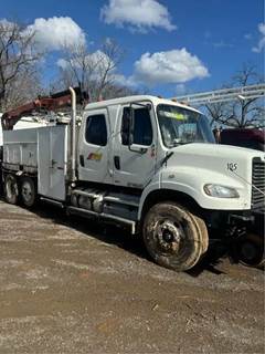 Freightliner M2 106 Salvage Truck