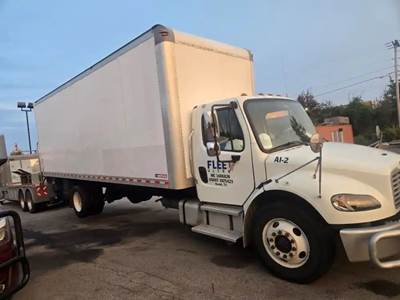 Freightliner M2 106 Salvage Truck