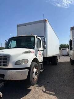 Freightliner M2 106 Salvage Truck