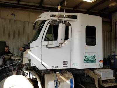 Freightliner ST120 Salvage Truck