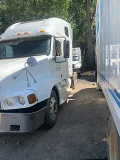 Freightliner ST120 Salvage Truck