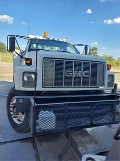 GMC C7500 Salvage Truck