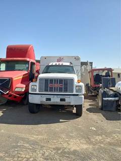 GMC C7500 Salvage Truck
