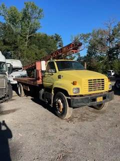 GMC C7500 Salvage Truck