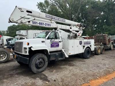 GMC C7500 Salvage Truck