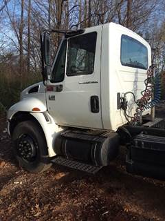 International 4400 Salvage Truck