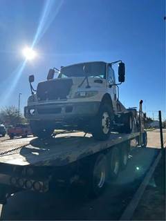 International 4400 Salvage Truck