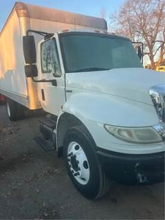 International 4400 Salvage Truck