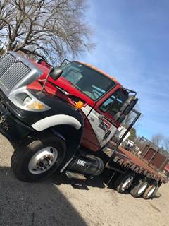 International 7600 Salvage Truck