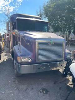 International 9400 Salvage Truck