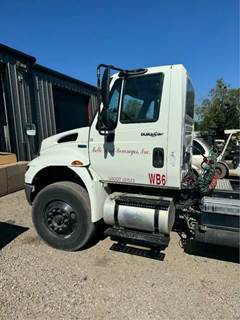 International DuraStar 4300 Salvage Truck