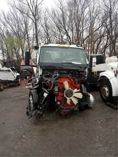 International LT625 Salvage Truck