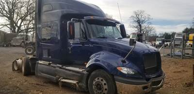 International ProStar Salvage Truck