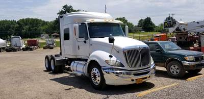 International ProStar Salvage Truck