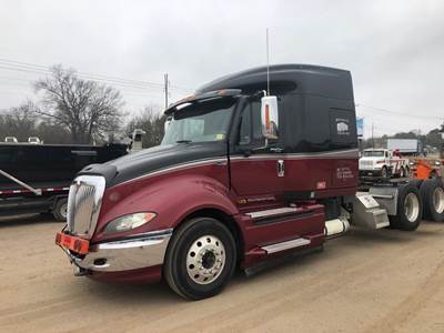 International ProStar Salvage Truck