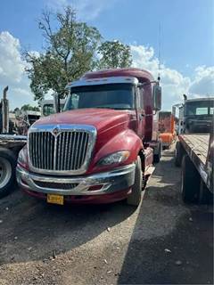 International ProStar Salvage Truck