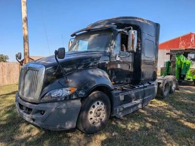 International ProStar Salvage Truck