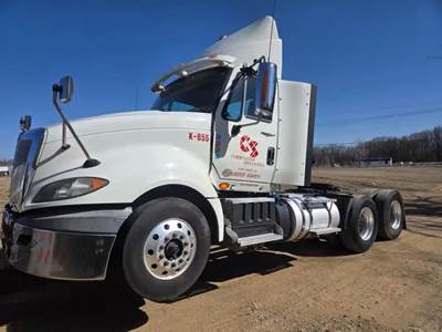 International ProStar Salvage Truck