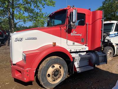 Kenworth Salvage Truck