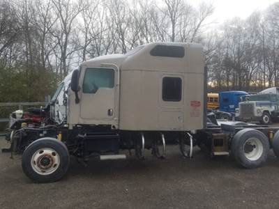 Kenworth T600 Salvage Truck