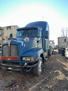 Kenworth T600 Salvage Truck