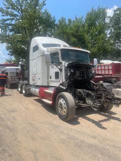 Kenworth T660 Salvage Truck