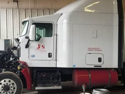 Kenworth T660 Salvage Truck