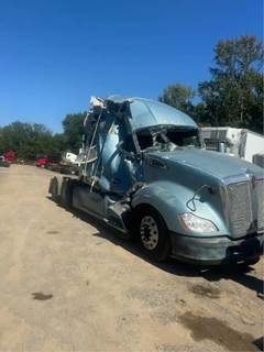 Kenworth T680 Salvage Truck
