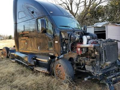 Kenworth T700 Salvage Truck