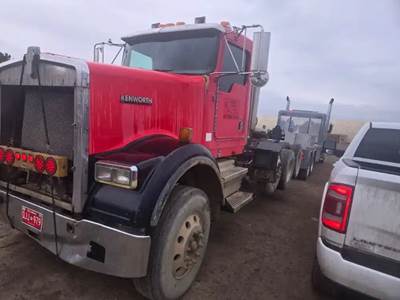 Kenworth W900 Salvage Truck