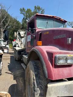Kenworth W900 Salvage Truck