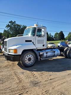 Mack CH613 Salvage Truck