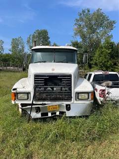 Mack CH613 Salvage Truck